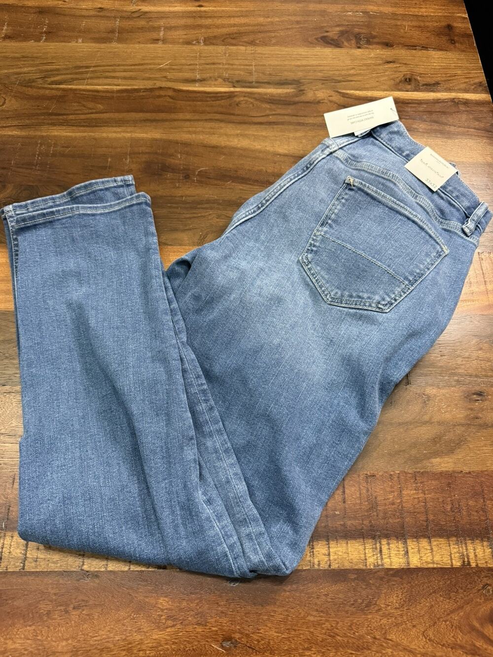 Banana Republic Jeans Mens 33x32 Blue NEW Travelers Athletic